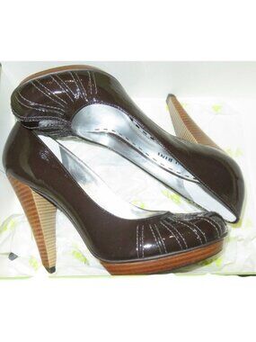 Gianni Bini Midtown Hershey Brown Italian Patent Leather Pumps Wood Stacked Heel
